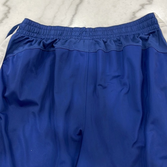 Men’s Pants - Picture 15 of 15